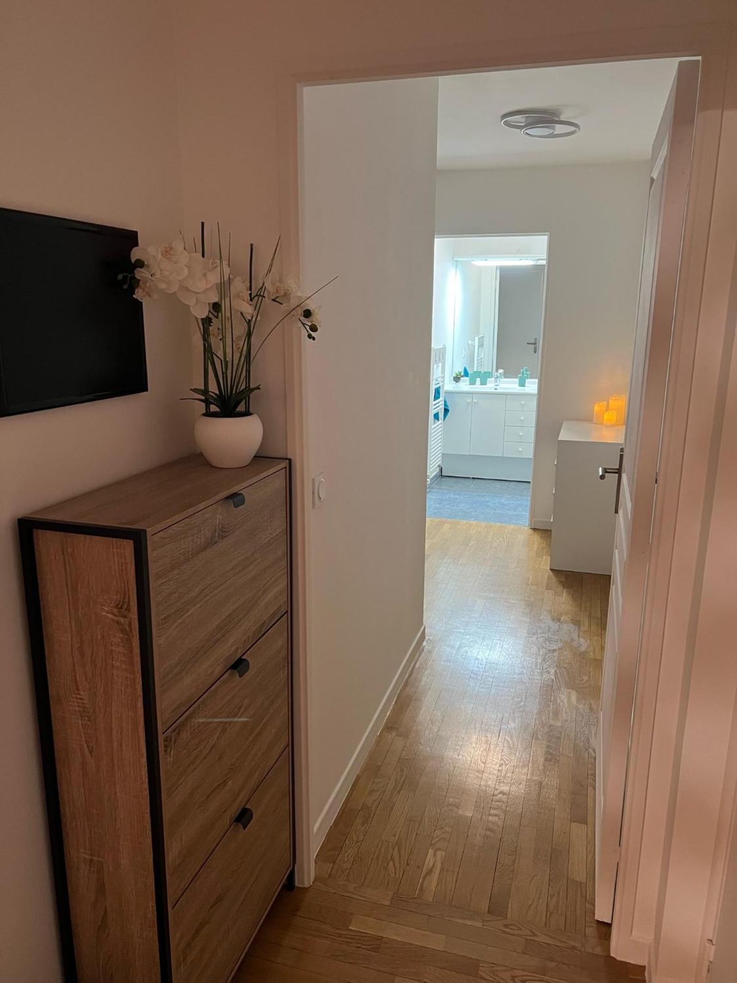 Paris-Montrouge Magnifique Appartement 3 Pieces De 75M2 Avec Parking - Tres Cosy Pour 1 - 8 Personnes Refait A Neuf -Entire Apartment Luxurious And Warm -Montrouge Paris 14Eme - Proche Aeroport Orly Parc Expositions Porte De Versailles Free Wifi Grat מראה חיצוני תמונה